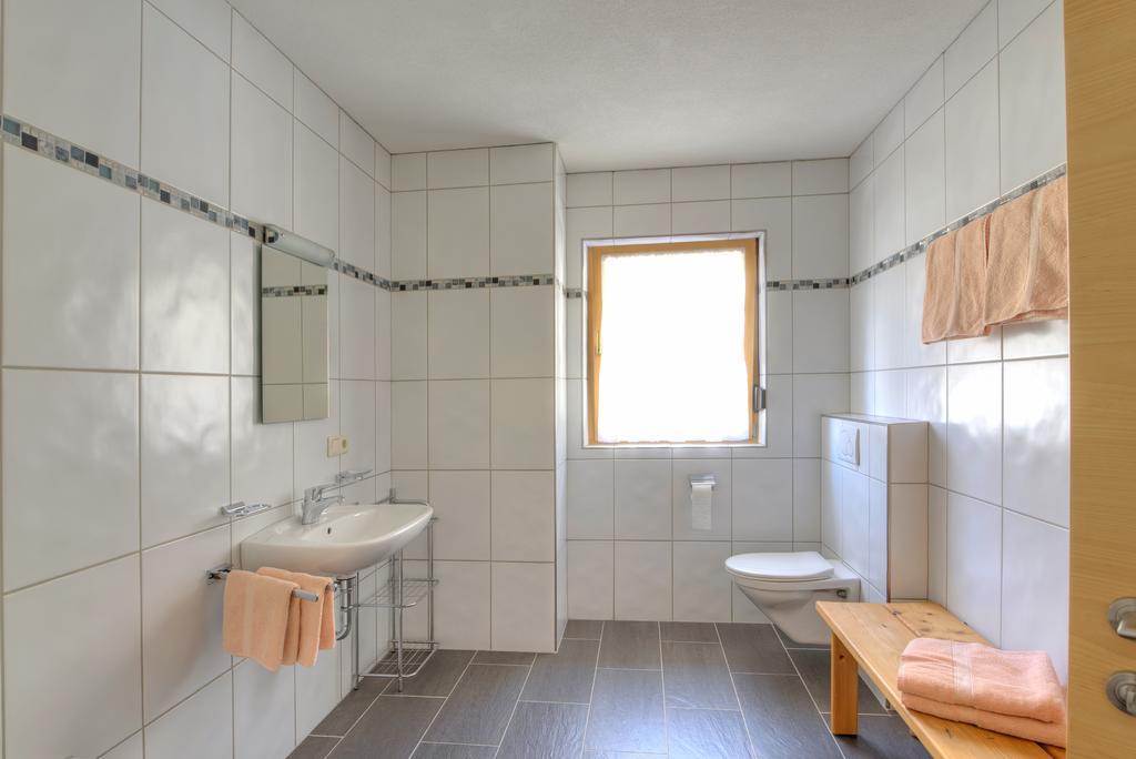Appartement Strolz Schnann Phòng bức ảnh