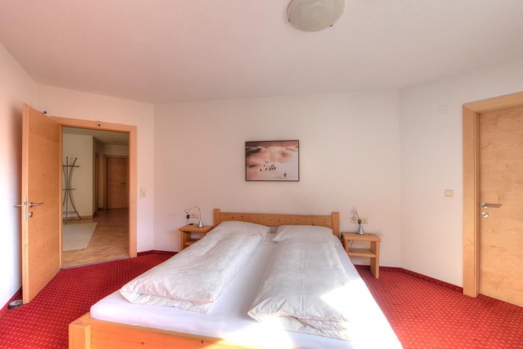 Appartement Strolz Schnann Phòng bức ảnh