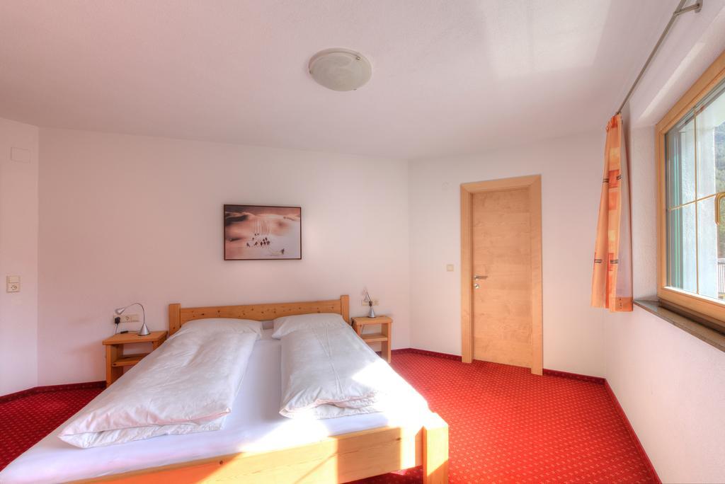 Appartement Strolz Schnann Phòng bức ảnh